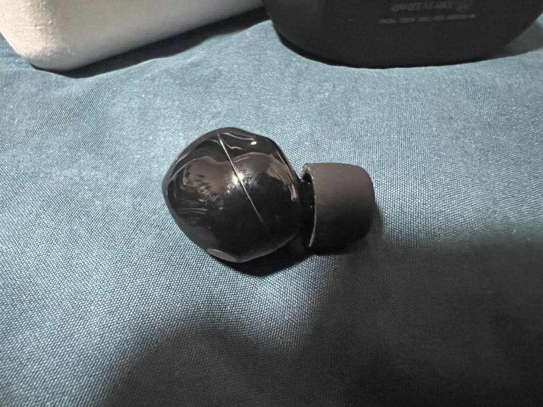 【ほぼ新品並】今年の10月購入。WF-1000XM5 充電ケースと左耳 片方のみ