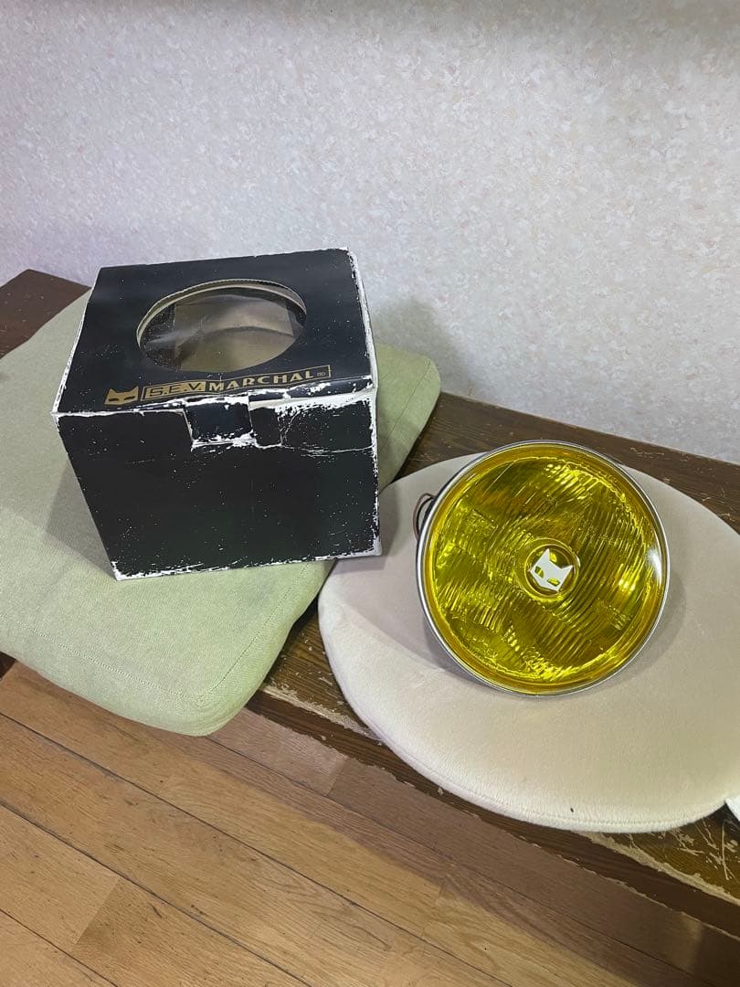 S.E.V.マーシャル889イエロー