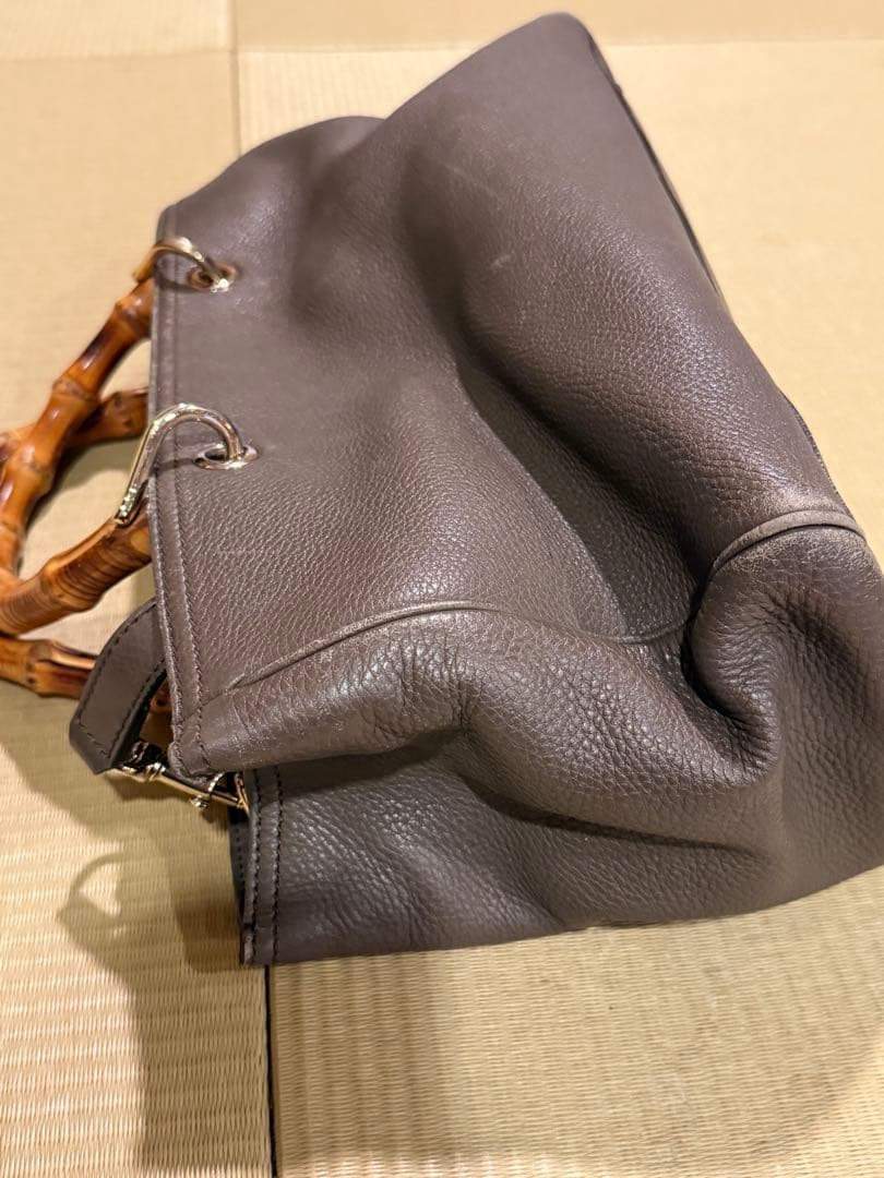 P*e様 GUCCI バンブーハンドル レザートートバッグ MADE IN IT