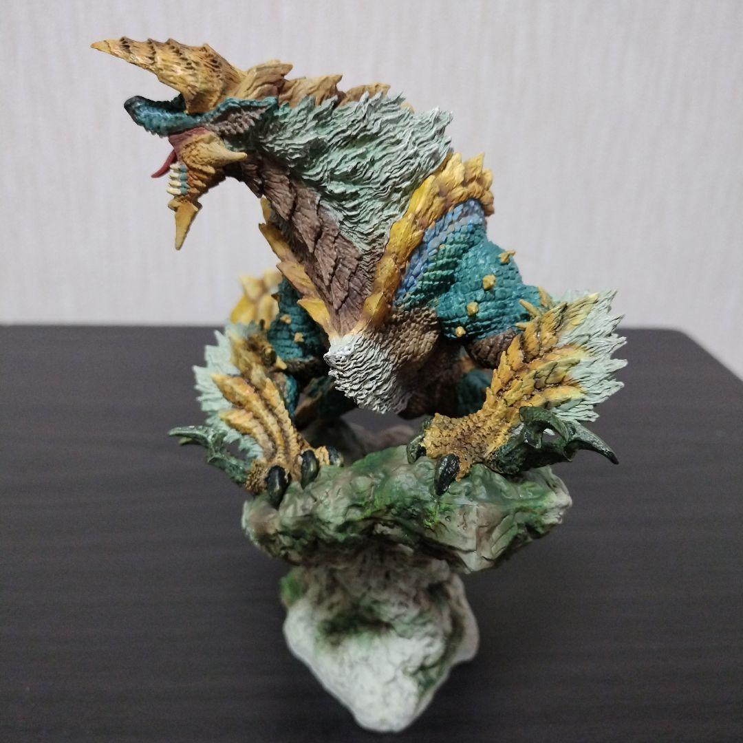 クリエイターズモデル　ジンオウガ　雷狼竜(初版)　獄狼竜　２体セット　開封済