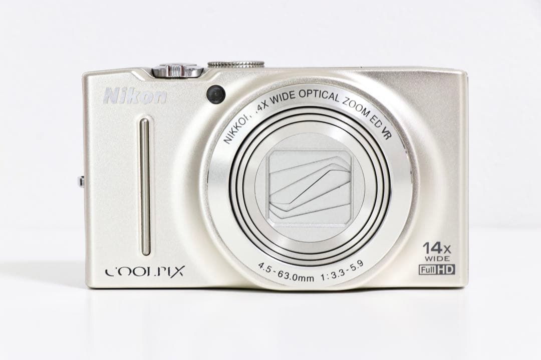 ニコン Nikon COOLPIX S8200 シルバー