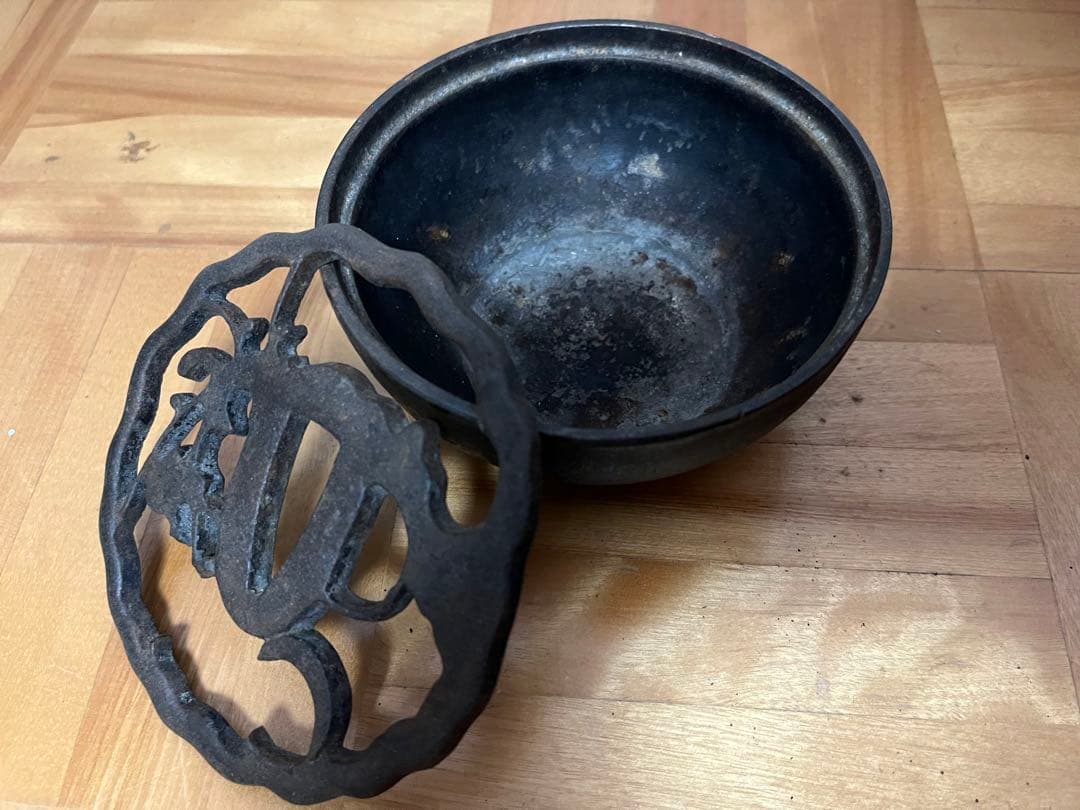 鉄製香炉