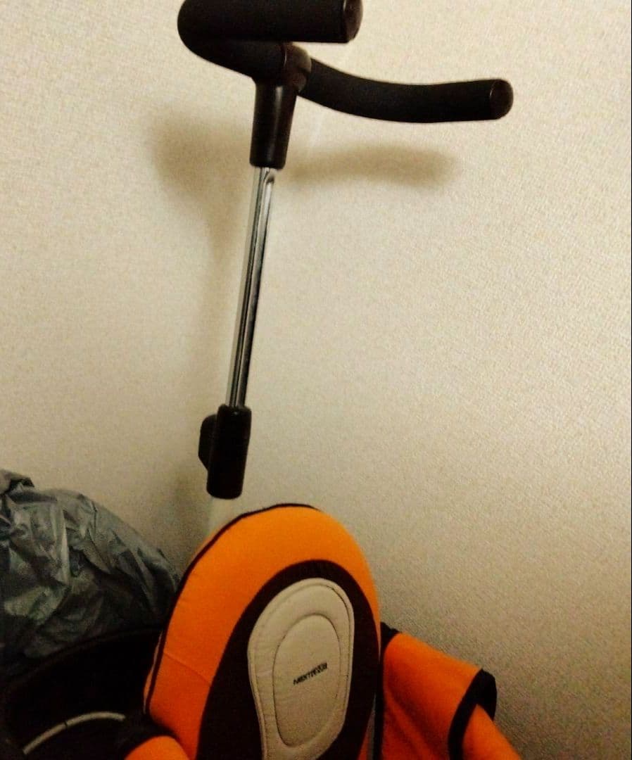 三輪車　オレンジ バックハンドル付き　安全操作 収納バッグ付き　撥水シート付人気