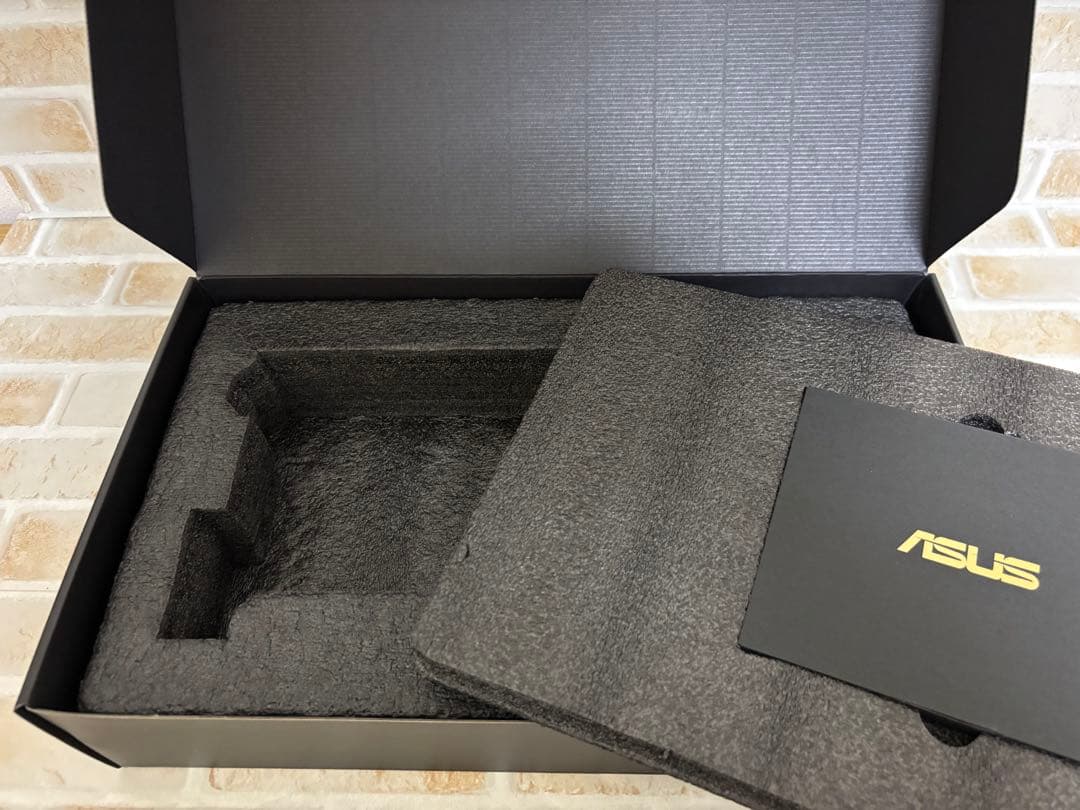 【元箱あり・美品】ASUS ROG STRIX RX5700XT OC 8GB