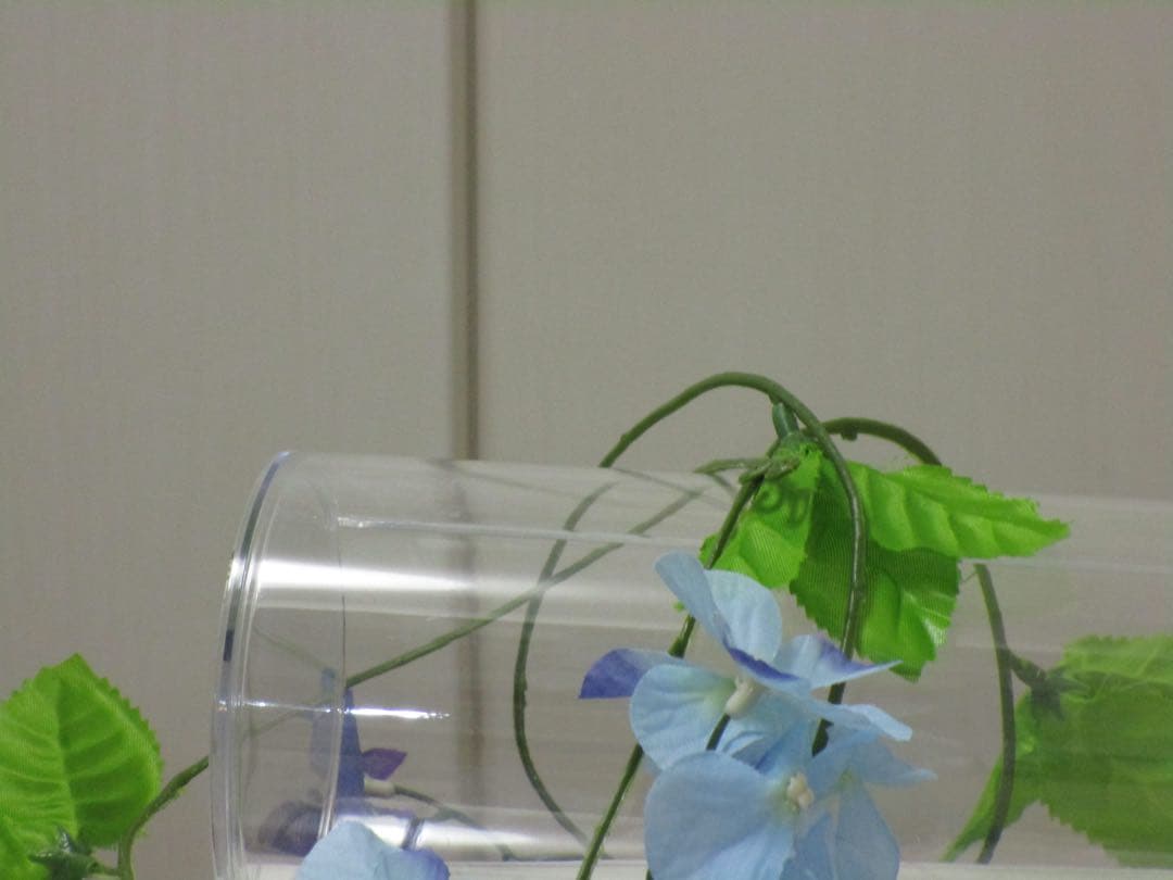 美品　Canon カメラ　IXY 140 PC2054 シルバー　コンデジ　可動