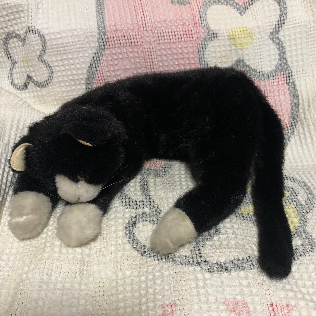 モンスイユ　大きな黒猫　寝そべりポーズ　ぬいぐるみ　中古品