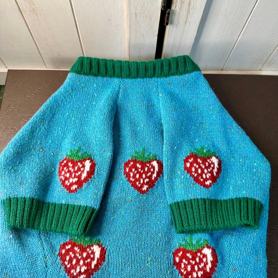 GUCCI グッチ 犬猫 ペット用服 ニット セーター イチゴ柄 Mサイズ