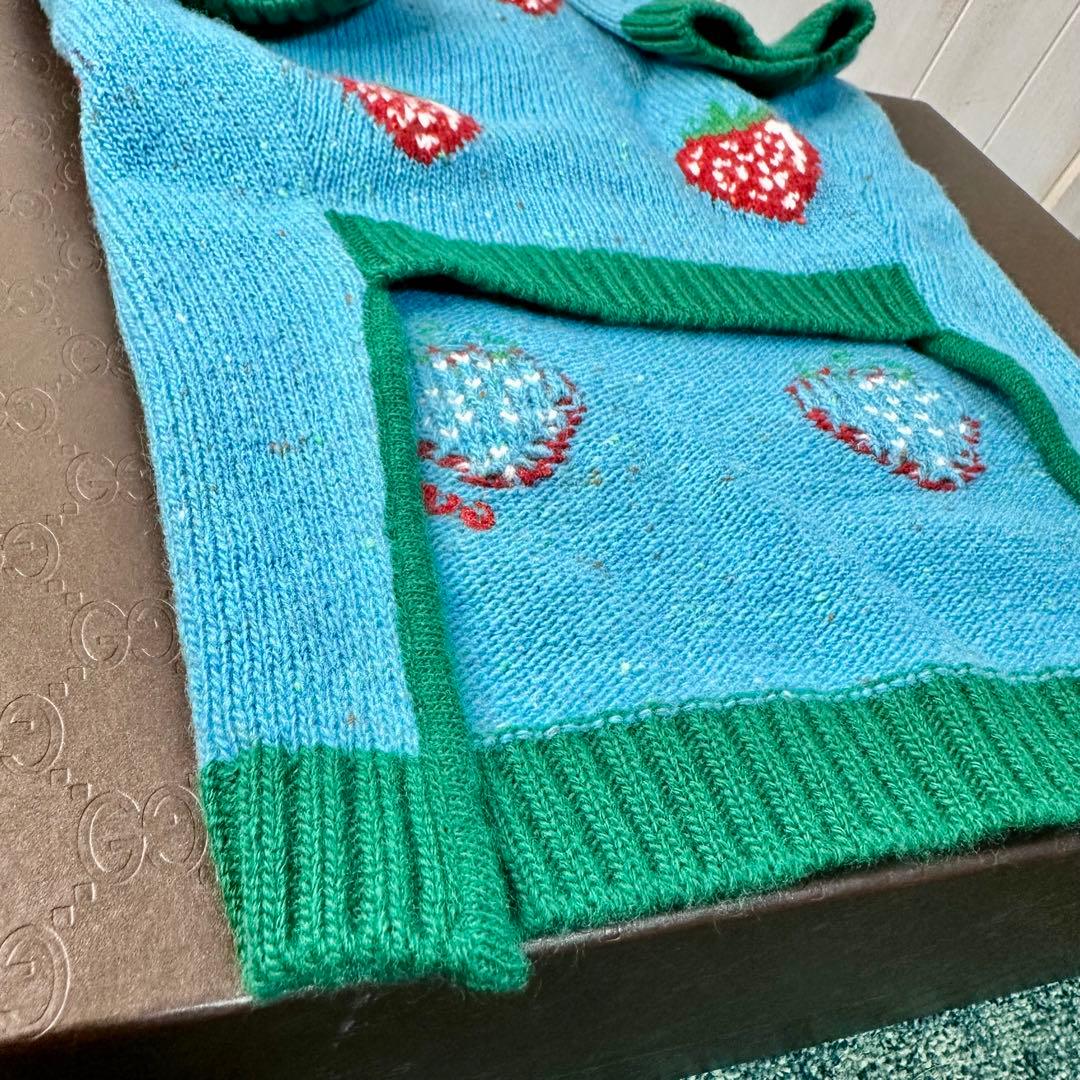 GUCCI グッチ 犬猫 ペット用服 ニット セーター イチゴ柄 Mサイズ