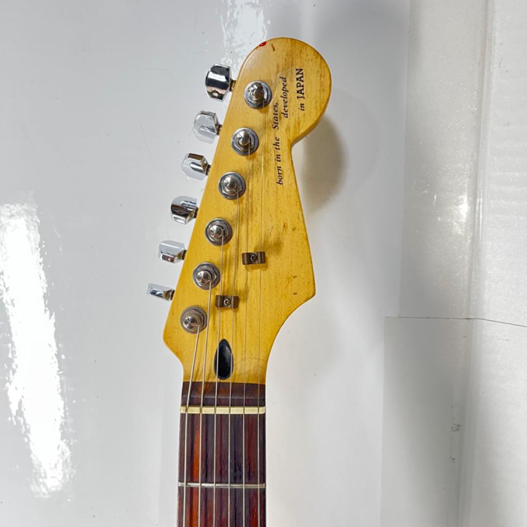 Vintage 　ストラトキャスタータイプ 　カモ感グリーン