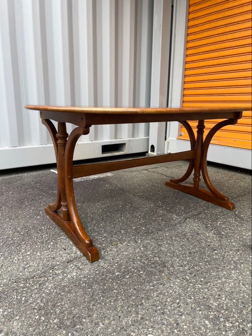 カリモク家具　ブラウン 木製 楕円形 ダイニングテーブル