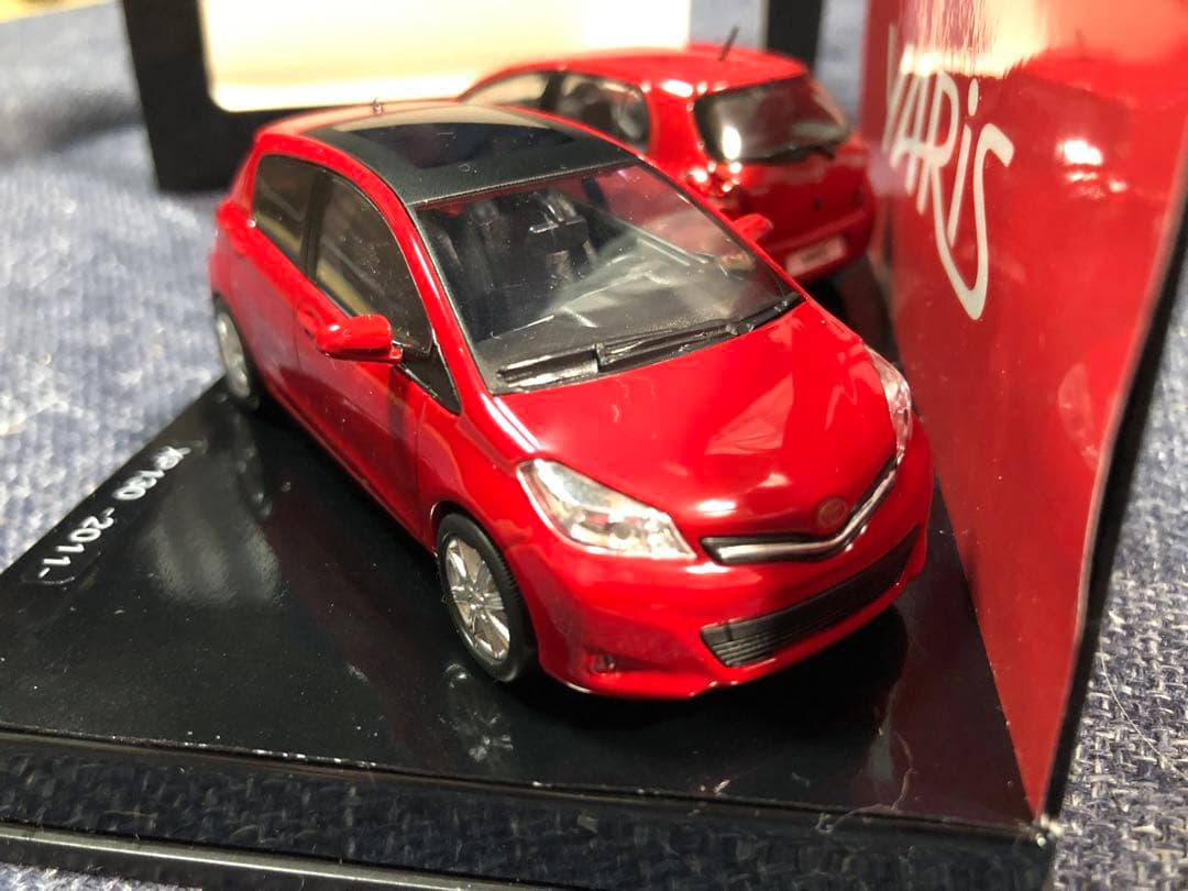 1/43 カスタム　トヨタ　ヤリス　NCP9(2代目) XP130(3代目) 赤