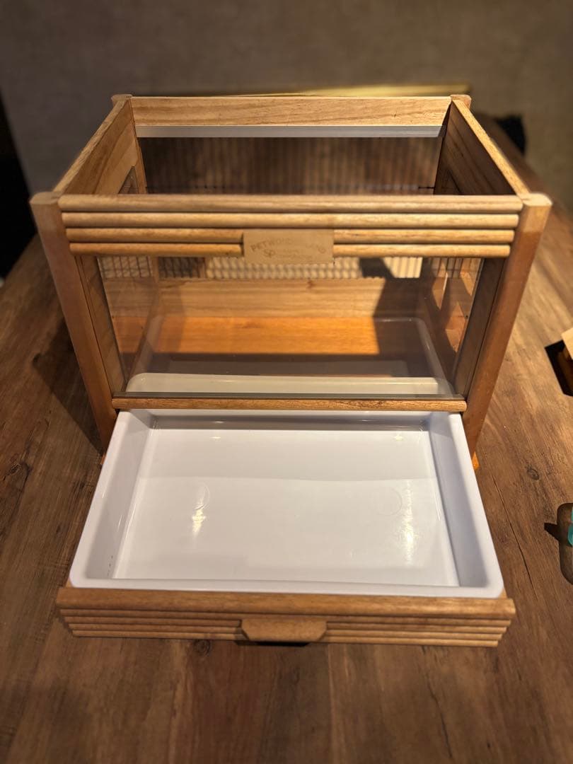 サカイペット産業木製窓付き小動物ケージ(旧タイプ)