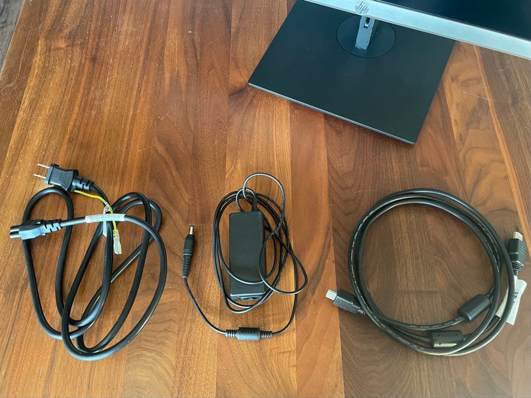 HP 27インチ 4K ディスプレイ モニター本体　(5ZP65AA#ABJ)