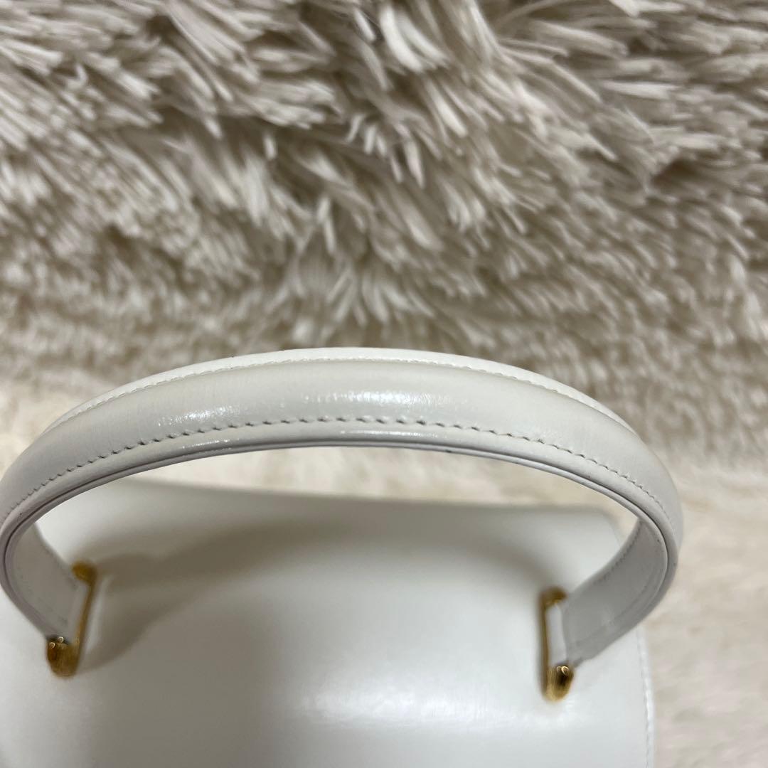 美品✨WAKO ワコウ　ハンドバッグ　ホワイト×ゴールド　自立