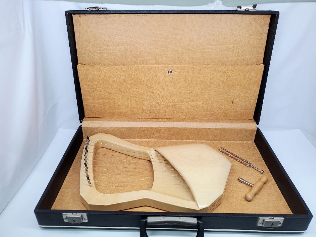 CHOROI(コロイ) 12弦 キンダーライアー　ハープ　ドイツ製　ケース付