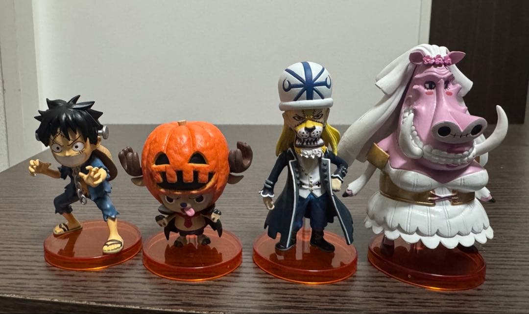 ワンピース　ワーコレ　ハロウィンセット売り