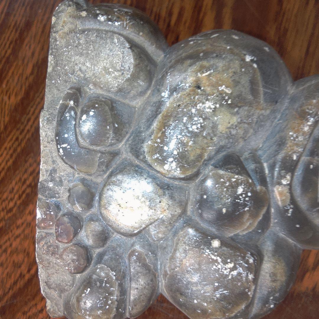 骨董５ イヌイット?黒色石製座仏像