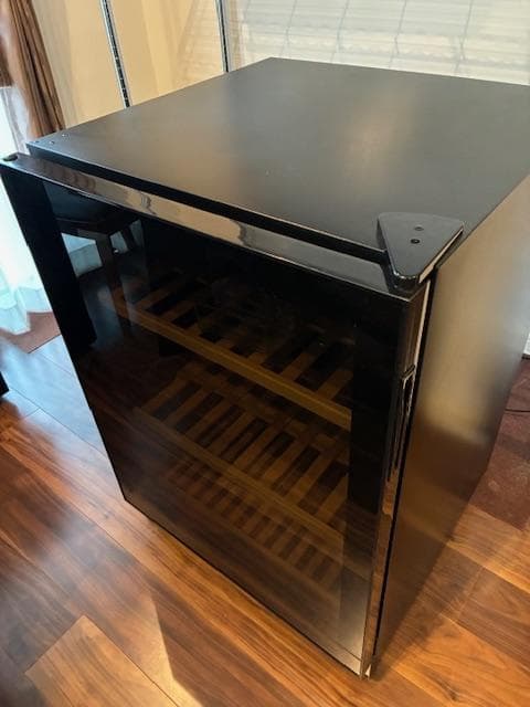 ワインセラー　三ツ星貿易　MB-6150C　2016年製　中古品