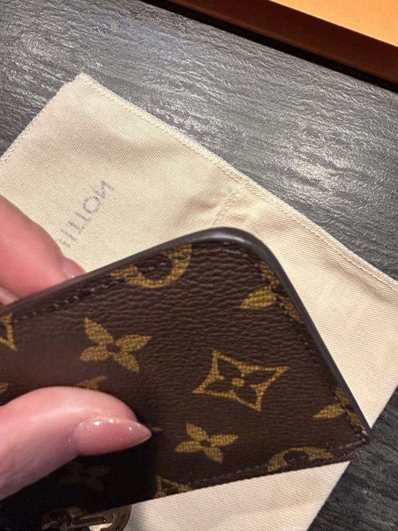 z*i様 美品　ルイ•ヴィトン　ポルトカルトロミー　M81880