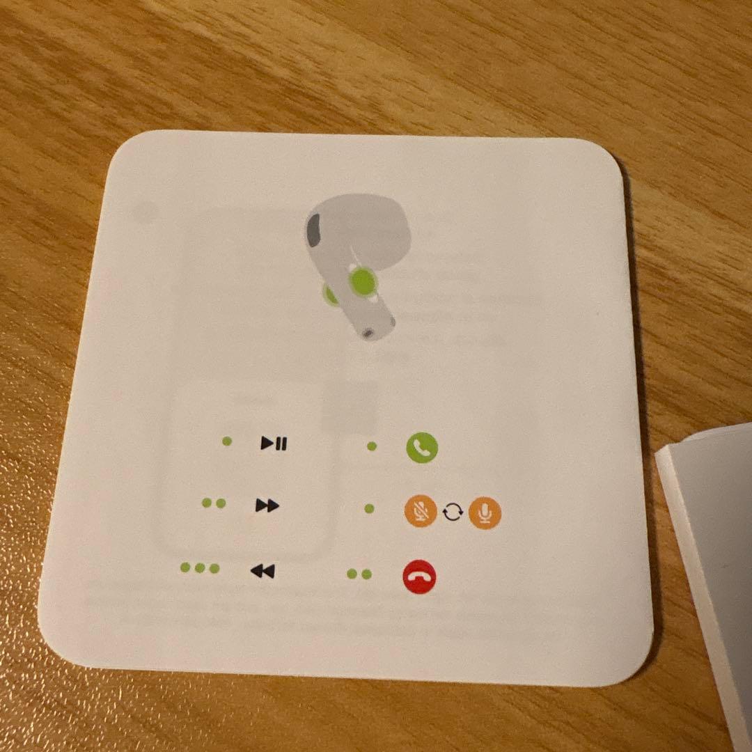 Apple AirPods 4 ワイヤレスイヤフォン 純正