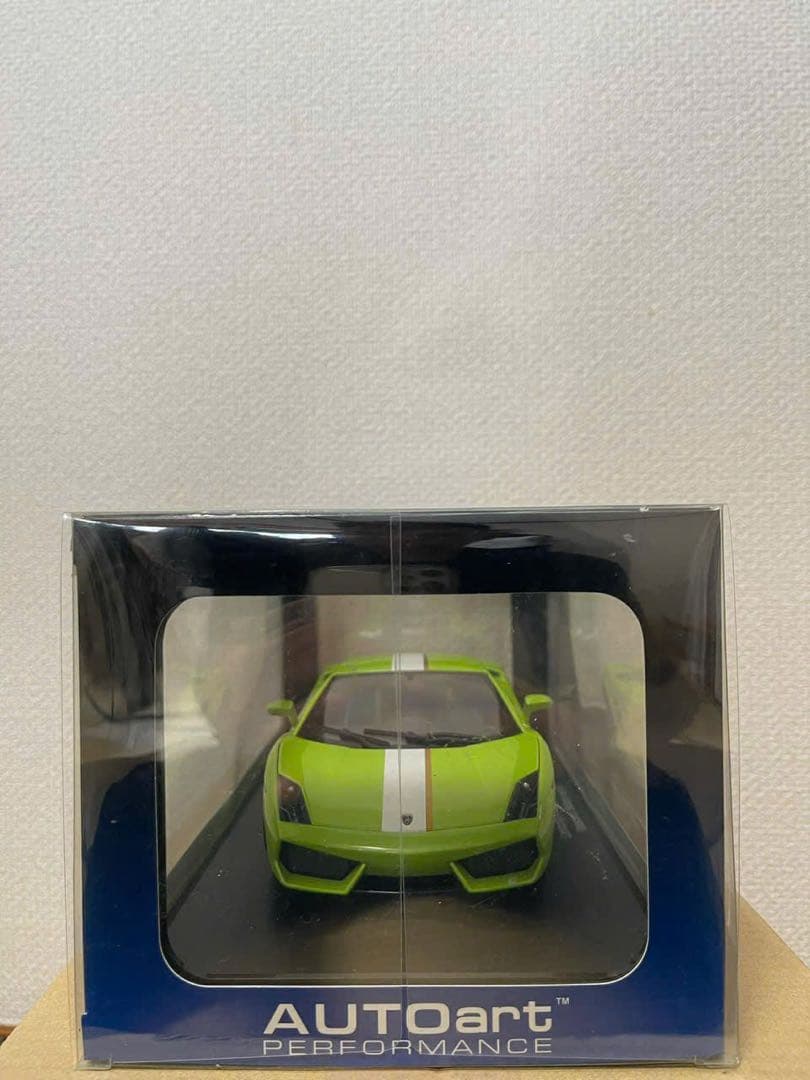 ミニカー AUTOart Lamborghini Gallardo 1:18