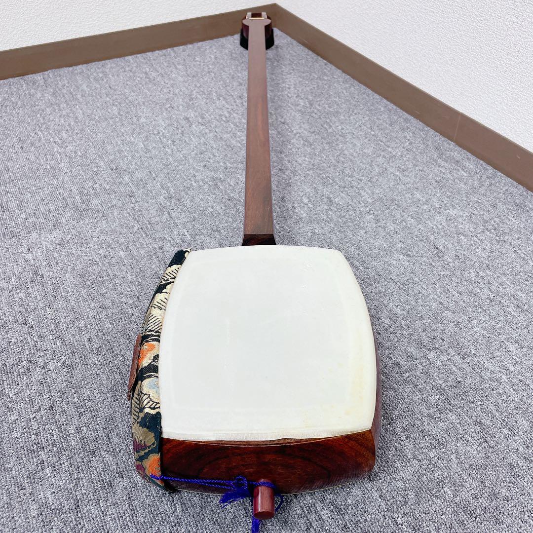 三味線 中棹 一本溝 犬皮 子持ち綾杉胴 紅木 和楽器