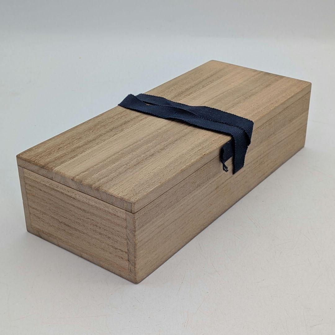 【塗・前端雅峯】【金具・蒼雲 作】 南鐐金具 扇子掛 共箱 純銀 茶道具 茶器