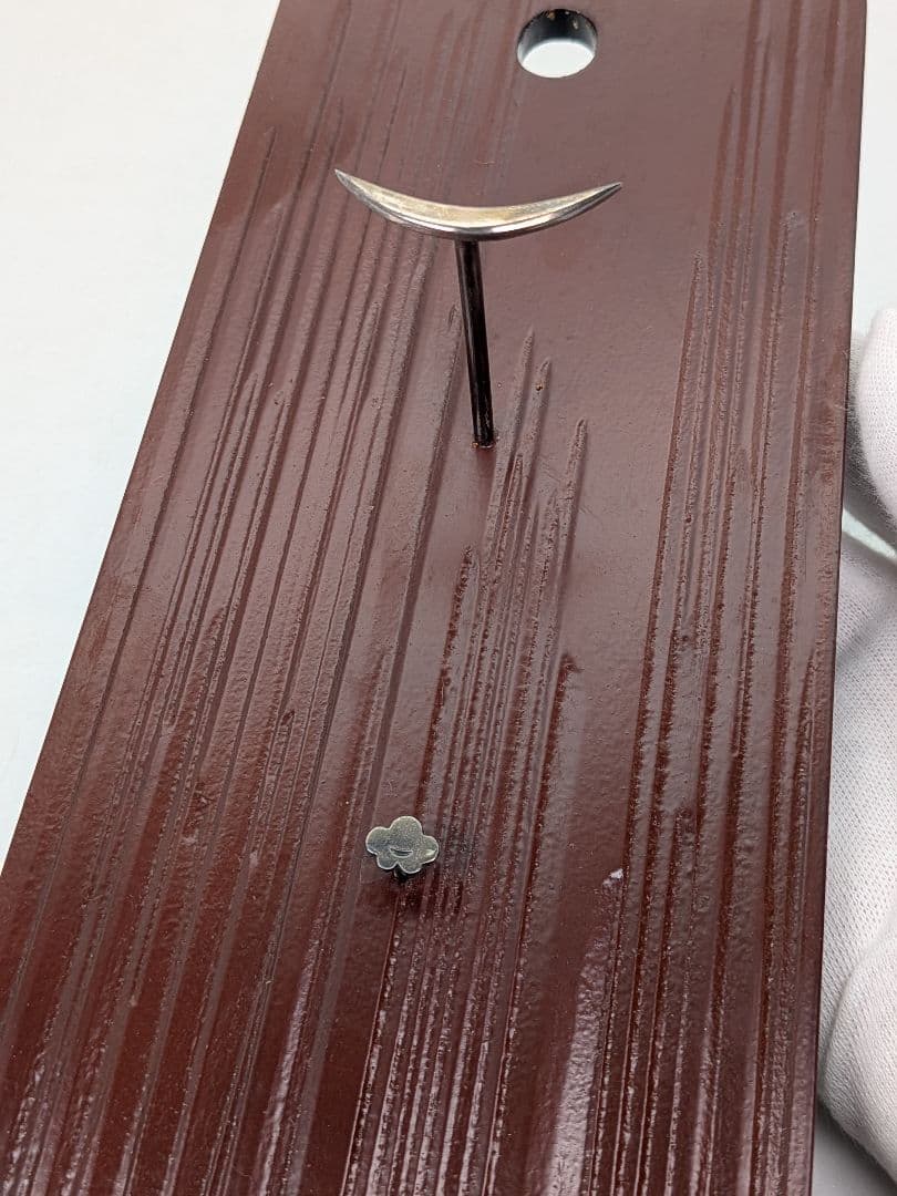 【塗・前端雅峯】【金具・蒼雲 作】 南鐐金具 扇子掛 共箱 純銀 茶道具 茶器