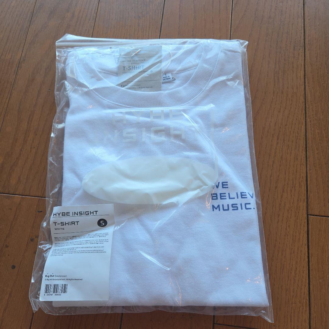 HYBE INSIGHT T-SHIRT ホワイト S