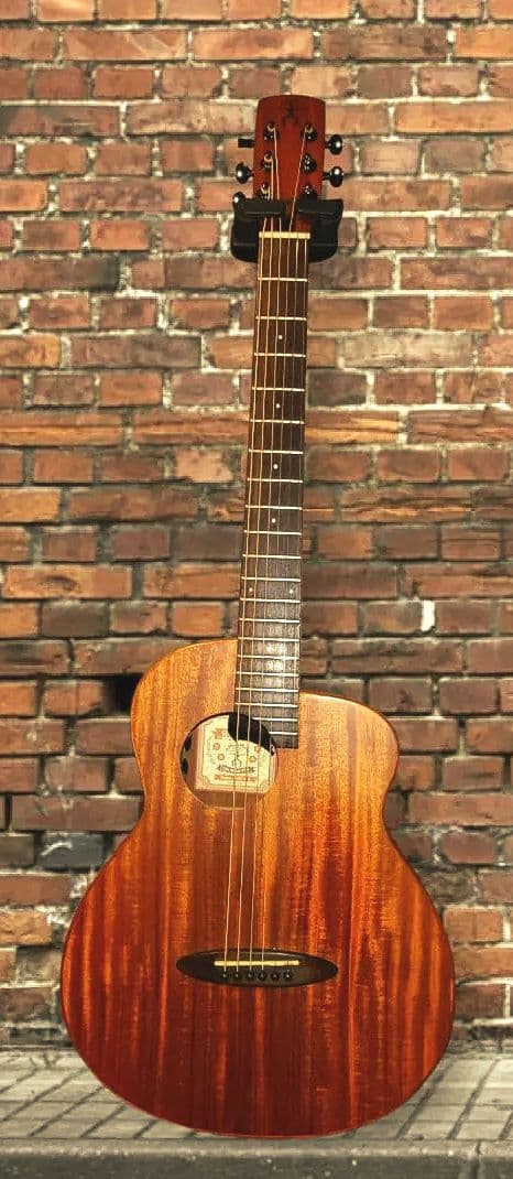 Anuenue MY20 マホガニー ミニギター pu フィッシュマン