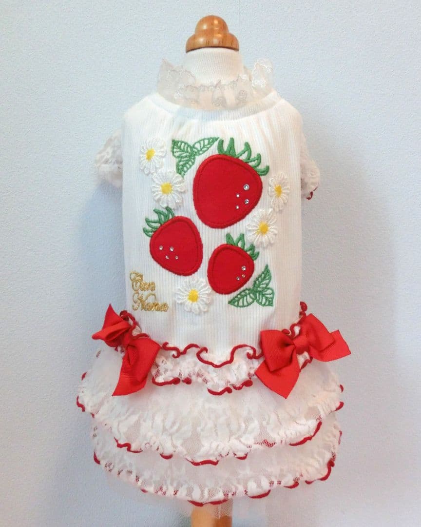 【希少】きゃんナナ いちごワンピース ホワイト Ｓサイズ