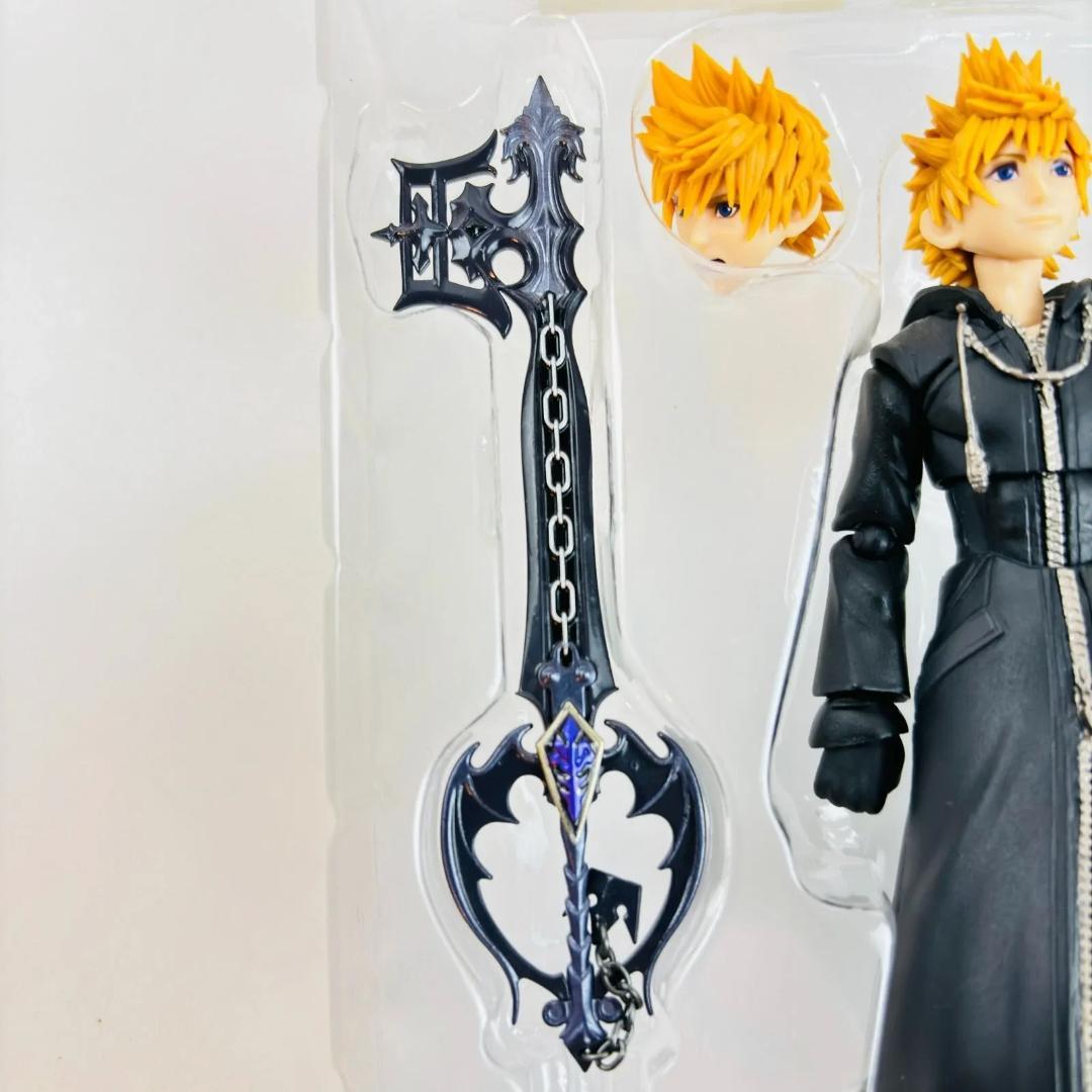 キングダム ハーツ III ロクサス・アクセル・シオ フィギュア