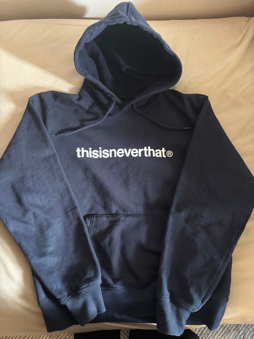 thisisneverthat ネイビー フード付きパーカー
