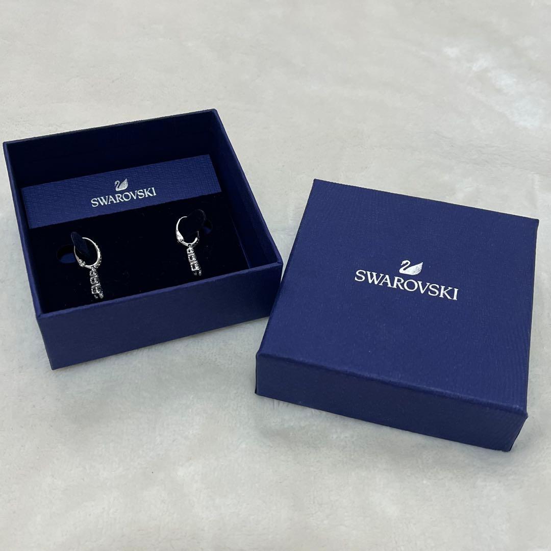 Swarovski スワロフスキー　ピアス