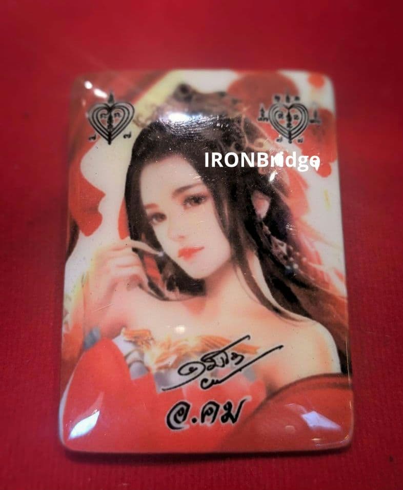 【藝術品】タイのお守りプラクルアン！九尾の狐！恋愛＆金運＆仕事運がアップ！！