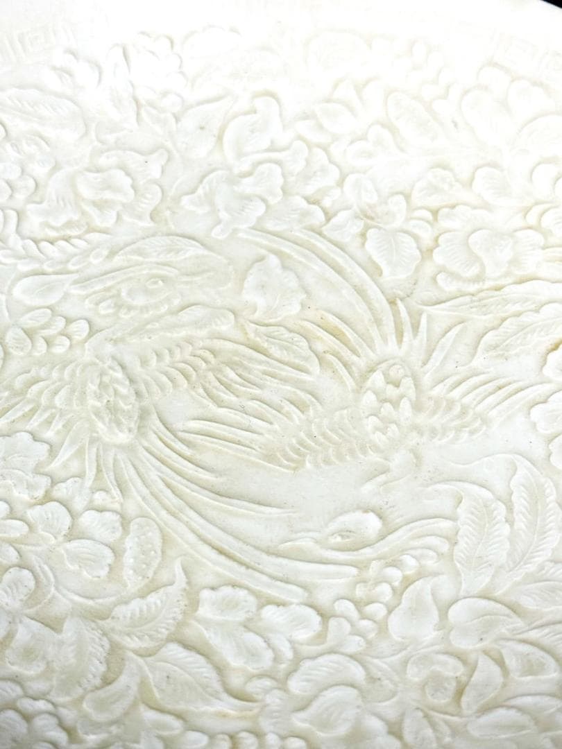 北宋時代 「東宮」銘 定窯白磁刻鳳凰花文銀縁平茶碗 骨董 古玩茶器WWTT007