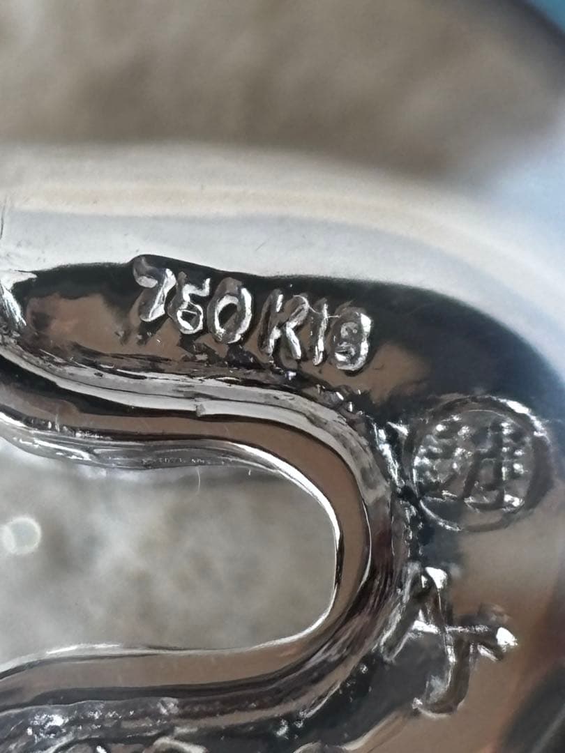 K18 ダイヤ入り　安全ピン　ブローチ　メガネホルダー　三越