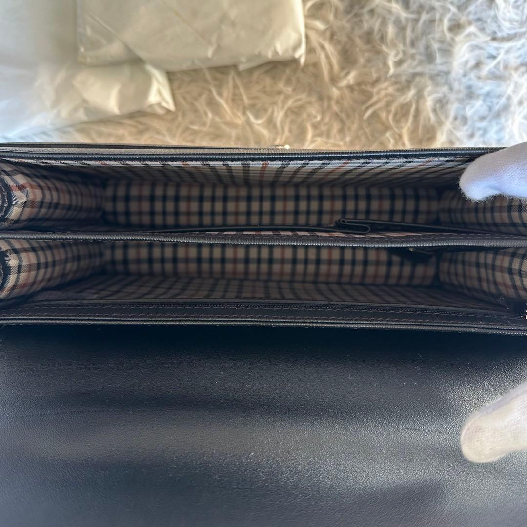 新品未使用　DAKS 本革　レザー　黒　セカンドバッグ　クラッチ　ダレス　日本製