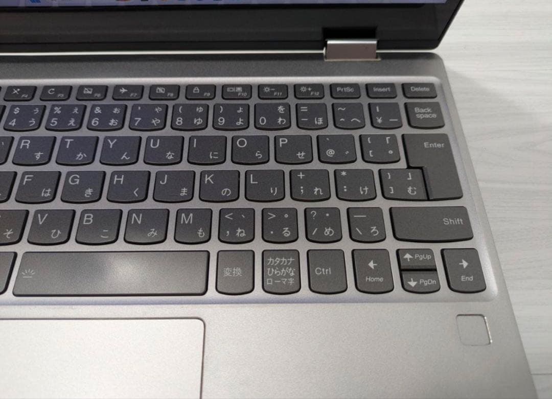 Windows11ノートパソコン　オフィス付き　レノボ　爆速SSD　Wi-Fi