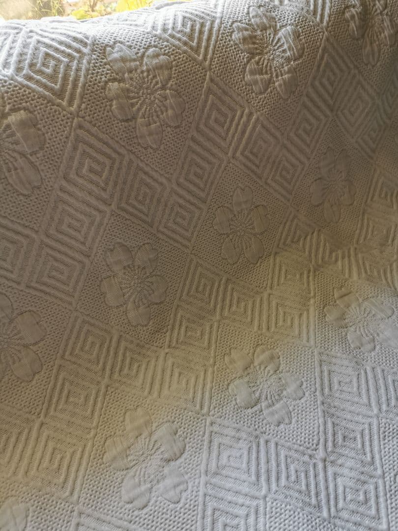 アンティーク ピケドプロヴァンス 桜モチーフ リバーシブルふっくらキルト 垂れ幕