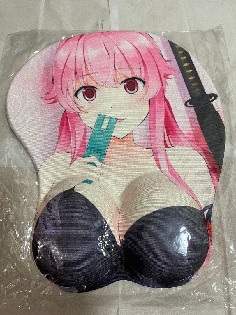 未来日記 我妻由乃 おっぱいマウスパッド 特典付き おまけ付き 新品未使用