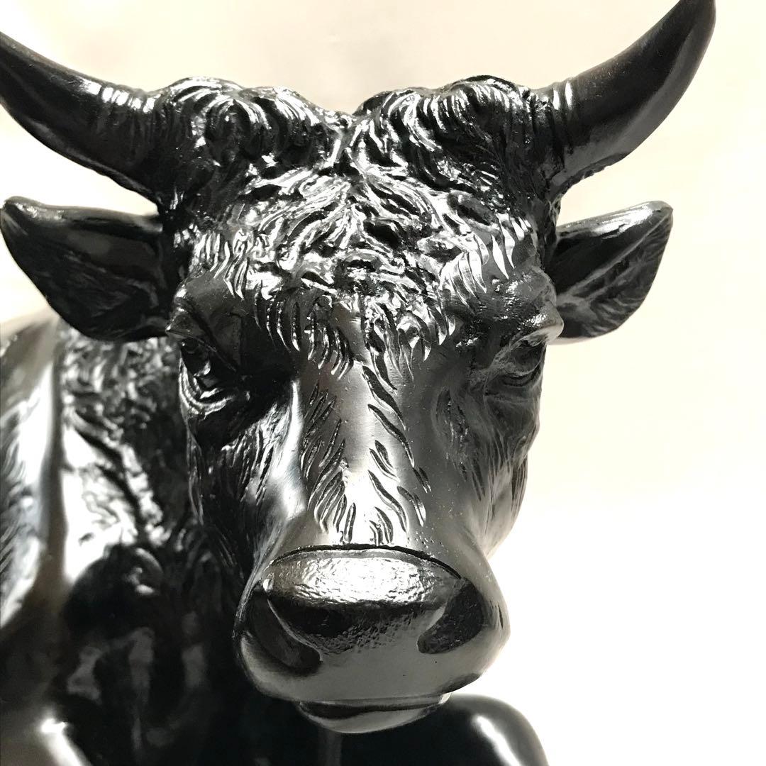 高岡銅器　牛　職人　般若　純一郎作　座牛　銅製　牛の置物　縁起物　インテリア