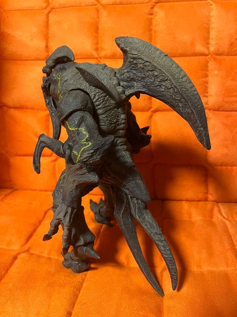 な*ん様 NECA パシフィックリム ムタヴォア KAIJU MUTAVORE