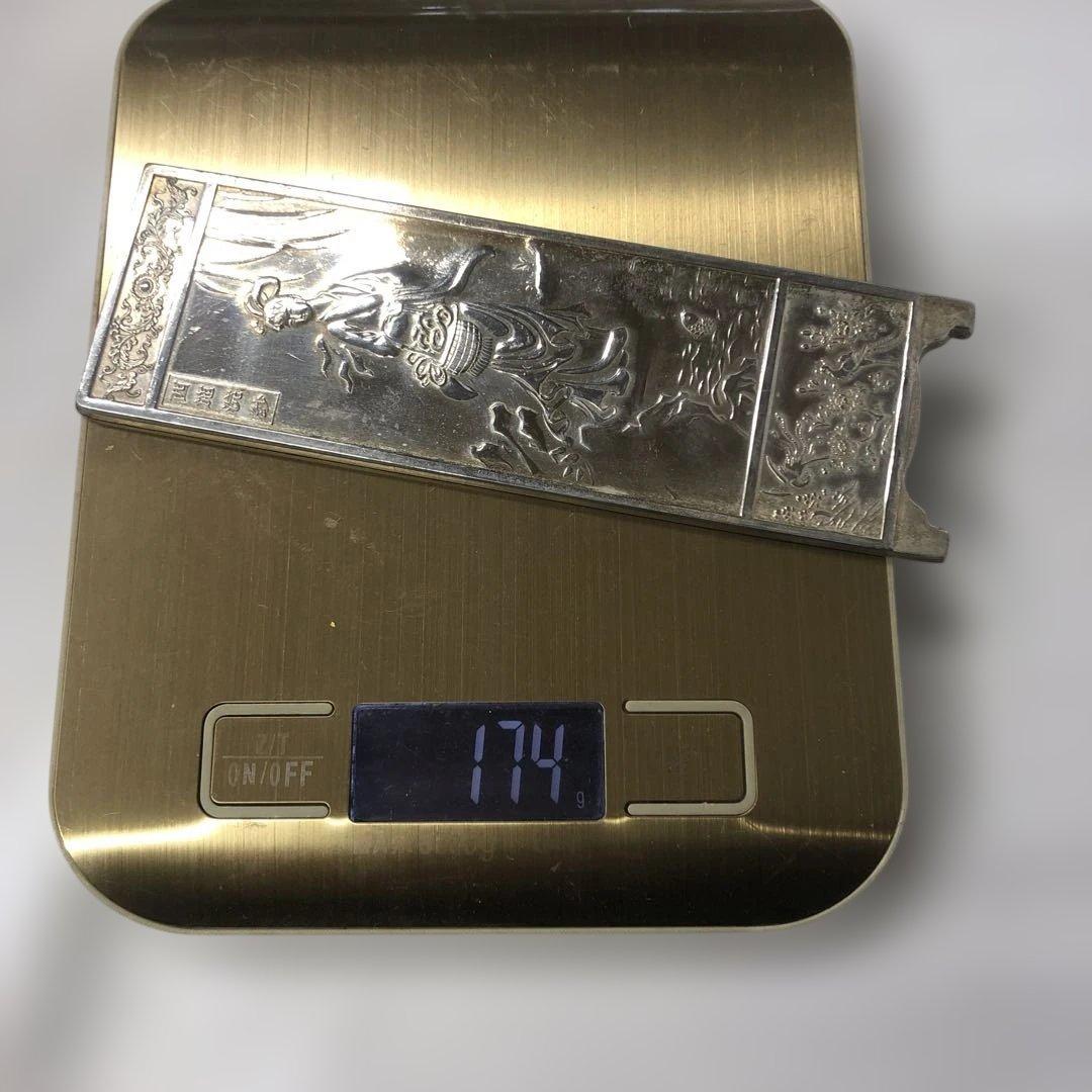 中国、銀足￼ 金属製 女性像 彫刻 装飾品