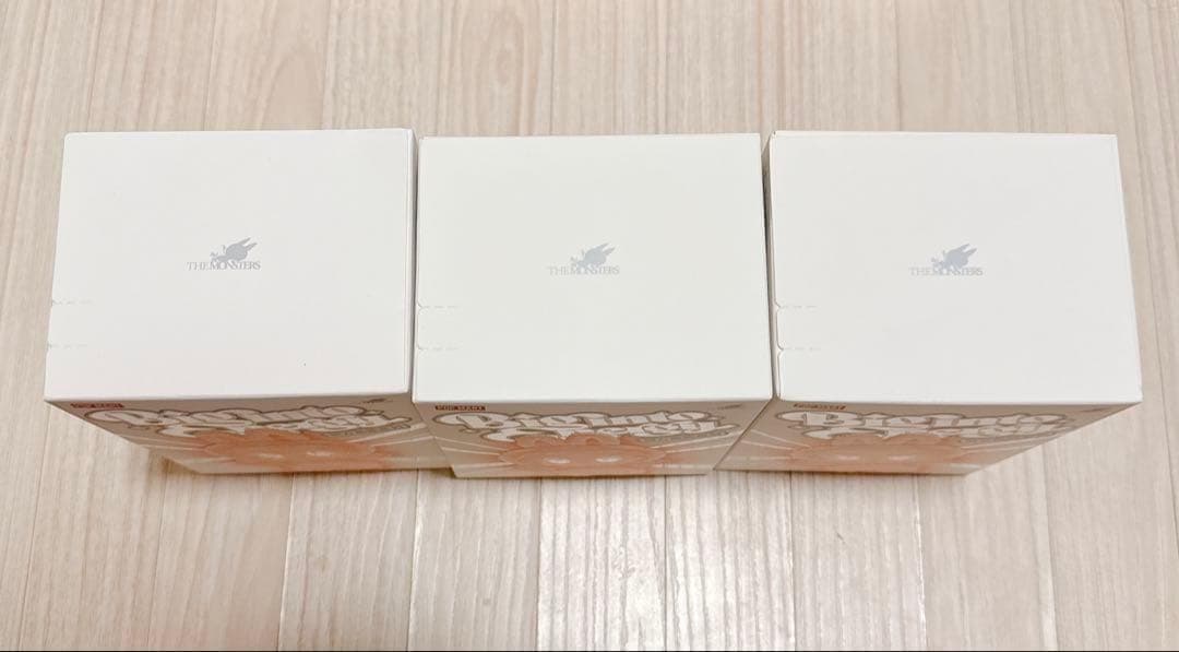 LABUBU THE MONSTERS Big into Energy ラブブ