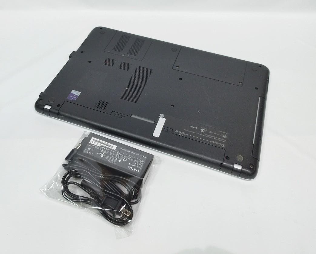 デイさんVJS151C11N Core I3 SSD 8GB DVD