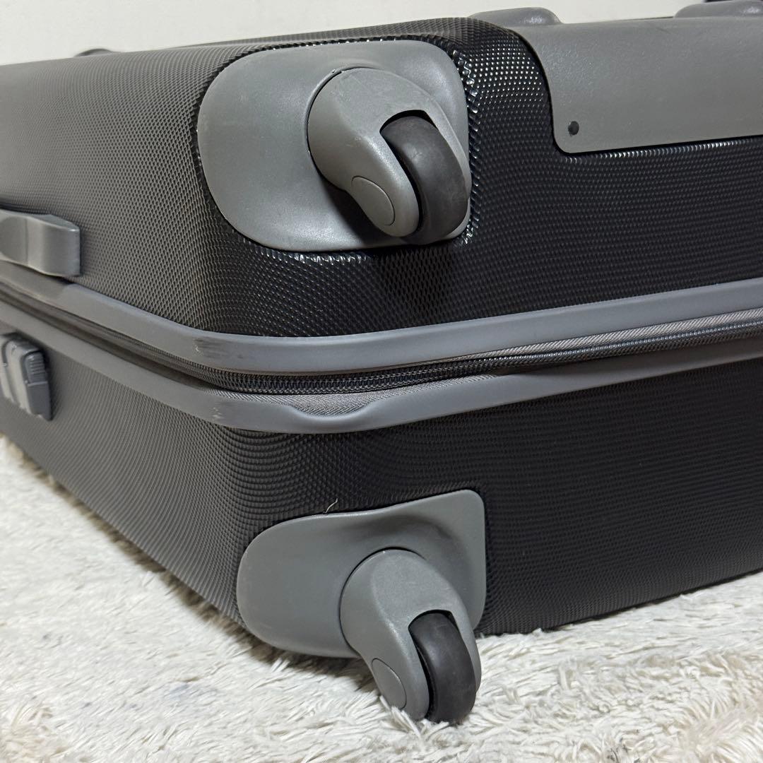 美品✨サムソナイト　ハードシェル　キャリーケース　ブラック　大容量　4輪