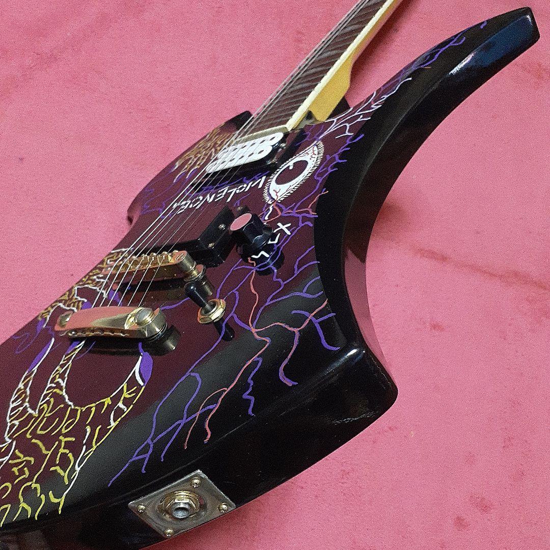 【良・美・レア品】謎の手・ペイント。hideモデル。MGモッキンバードギター。