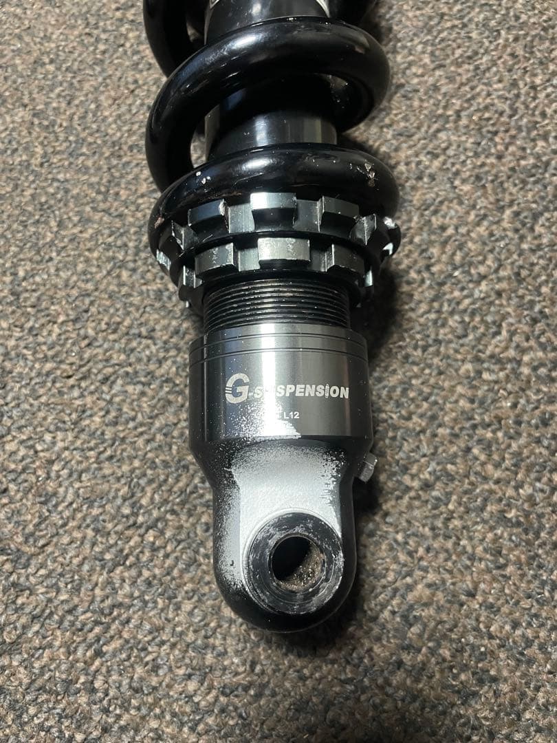 TW200ローダウン　リヤサス　G-SUSPENSION ショックアブソーバー