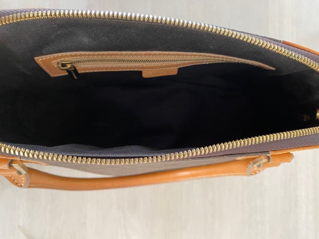 CELINE ダークブラウン ハンドバッグ